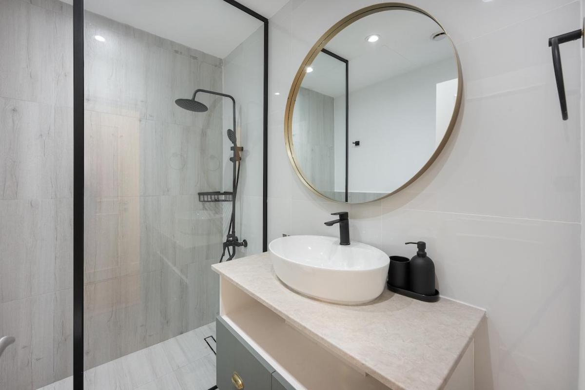 Premium 1-bedroom In Marina Apartment Dubai